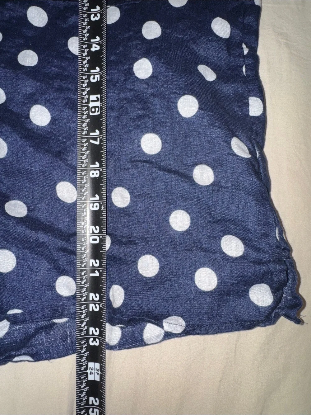 Anthropologie Maeve 100% Linen Navy and White Polka Dot Top Size Medium - Picture 7 of 7